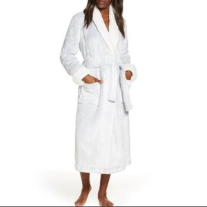 Nordstrom - Faux Fur Sherpa Trim Belted Robe Small